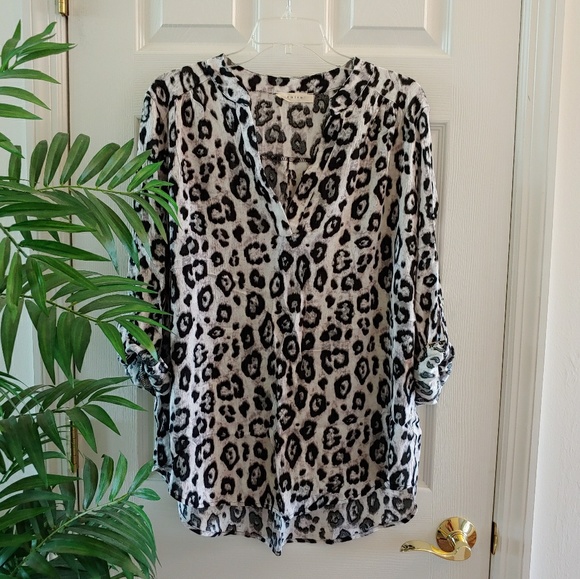 entro Tops - SOLD Entro Leopard 3/4 Sleeve Blouse